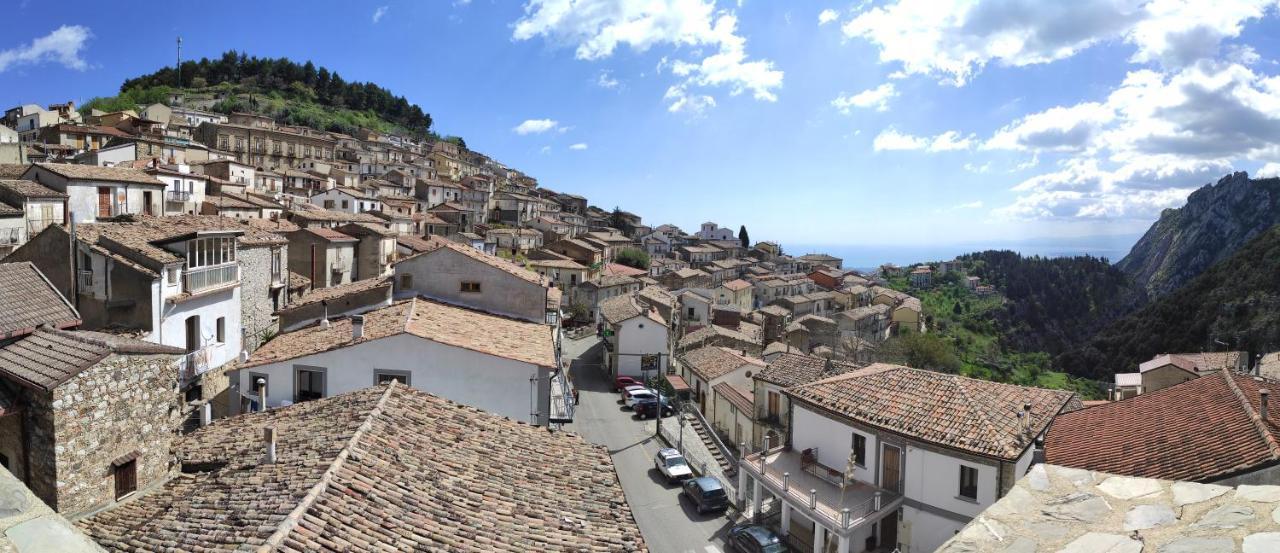 مبيت وإفطار Cerchiara di Calabria Antica Dimora Palazzo Rovitti المظهر الخارجي الصورة